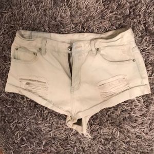 Somedays lovin Size 27 shorts